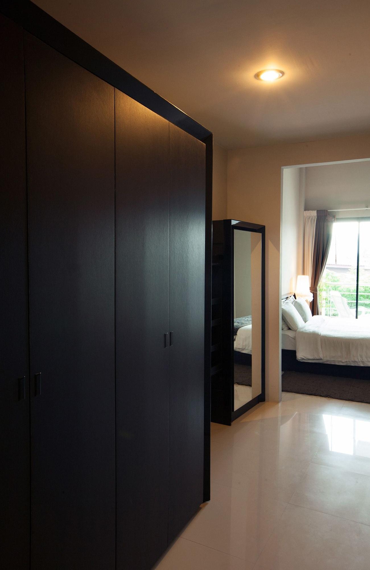 Green Residence Hotel Bang Rak Beach  Exterior photo