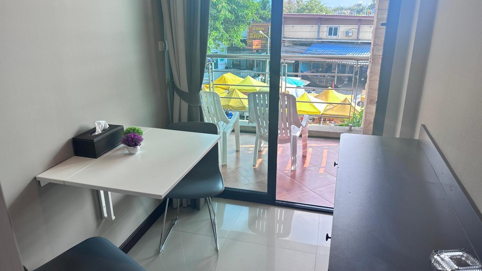 Green Residence Hotel Bang Rak Beach  Exterior photo